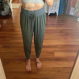 Become Legend joggers